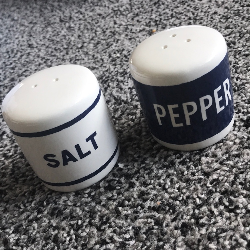 Kate Spade Orders Up Salt & Pepper Shaker Set